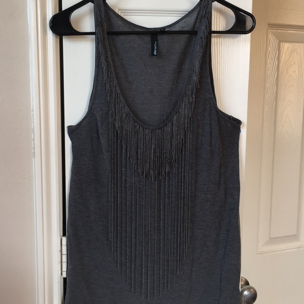 Super cute chained top